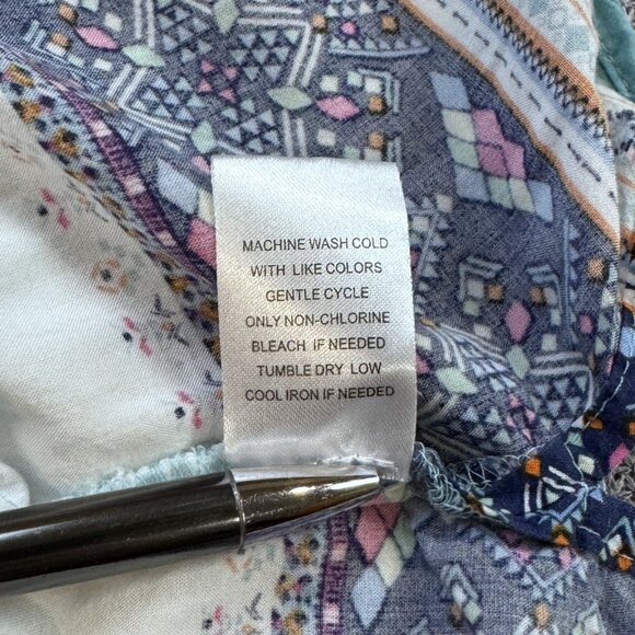 DR2 Womens Tunic Top Blue Sleeveless Tie Dyed Rose Rayon Tie Fringe Boho Size 2X - Picture 12 of 12